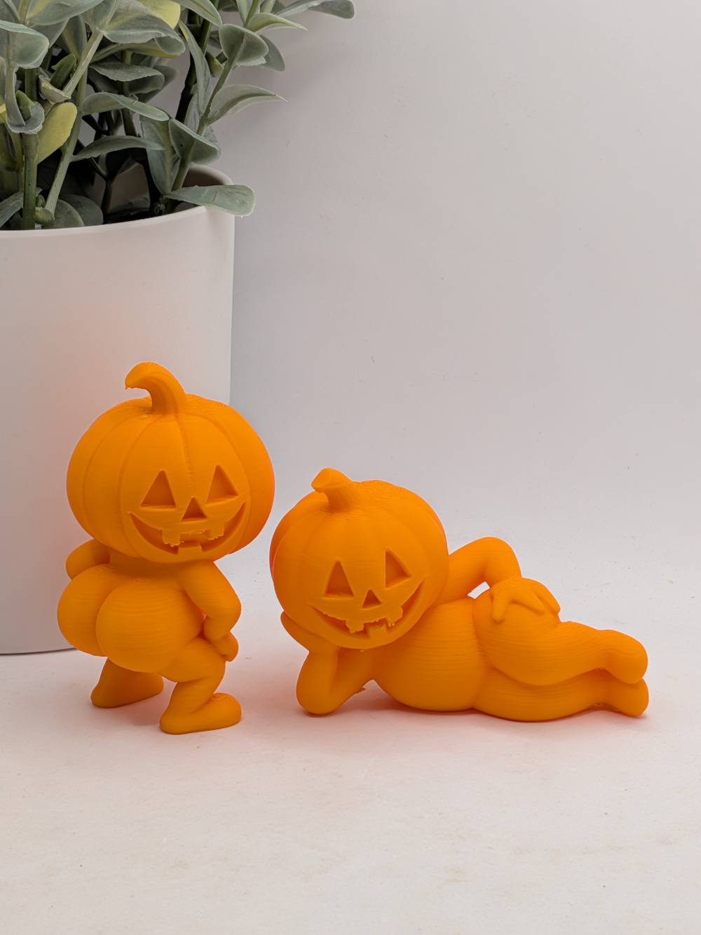 Sassy Orange Pumpkin Figurine Set - Decorative Halloween Accents